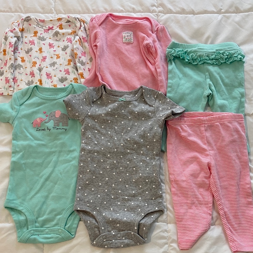 Never worn! Carter's Baby Onesie Set
